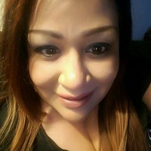 Meet your Posher, Beatrice